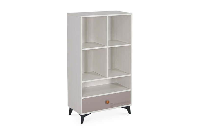 Utilise your vertical space with its generous storage capacity. 