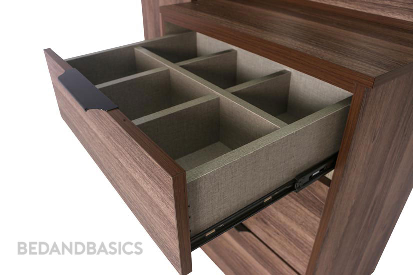 A compartmentalised drawer keeps your accessories and knickknacks organised. 