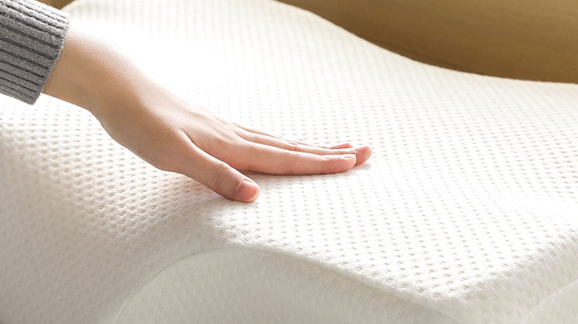 Meticulously knitted fabric pillowcase. Soft to the touch. Disperses Heat.