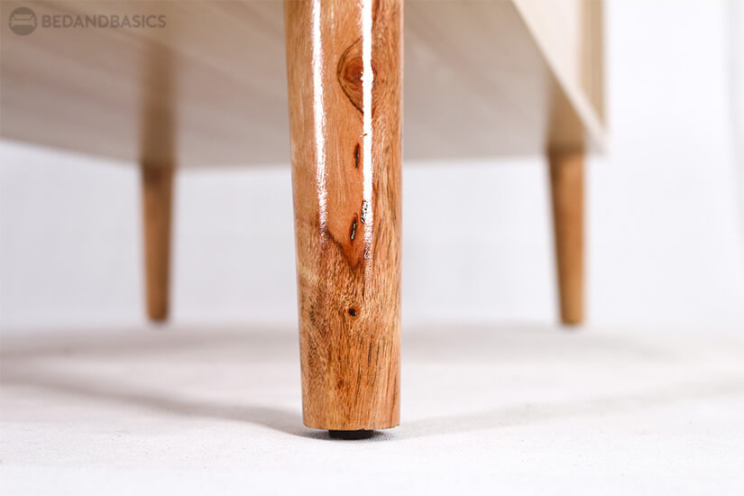 Strong and durable wooden legs supports the coffee table steadily.