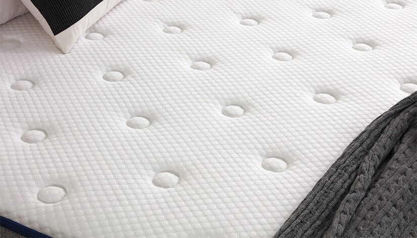 Mattress top quilted with cooling gel memory foam. Ultra-cooling, soft & cozy.