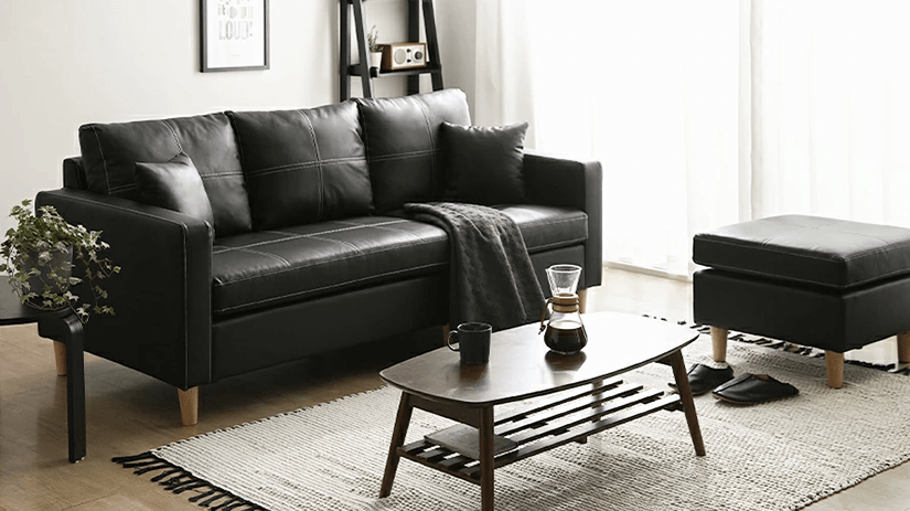 Maximise your seating by detaching the ottoman. Make room for a party of four.