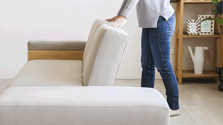 Sit up, recline or lean back. The backrest can be adjusted according to your preferences.