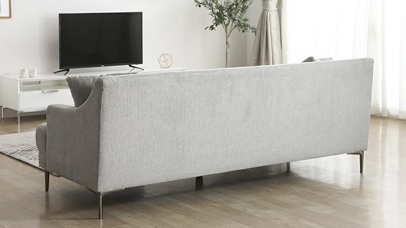 Beautiful from every angle. The back of the sofa is also finished with the same fabric, so you do not have to worry about it spoiling the atmosphere of the room.