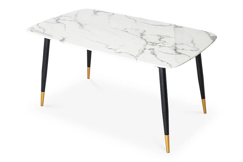 Scratch-resistant marble tabletop made for long-lasting durability. 