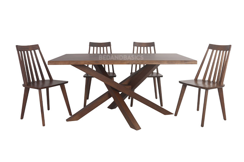 While reinforcing the structure of the table, the legs add an interesting flair to the table’s overall design.