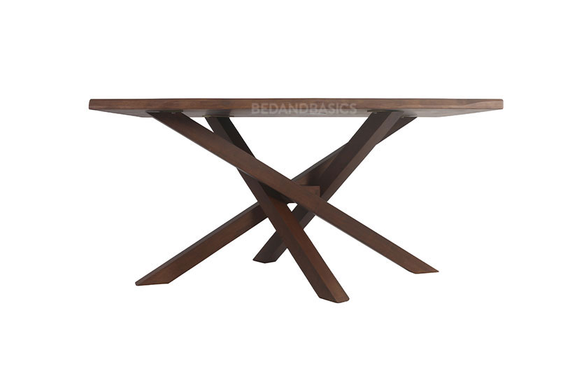 The geometric lines of the table’s legs add an interesting flair to the table’s overall design. 
