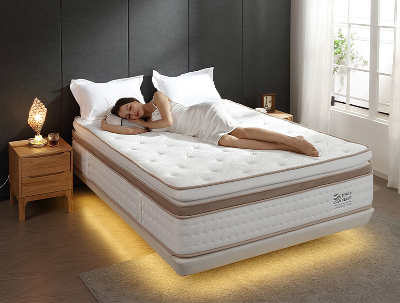 Copper memory foam traps and dispels heat away from your body. Keeps cool all night. Promotes circulation and alleviates muscle stiffness. Ultimate comfort.