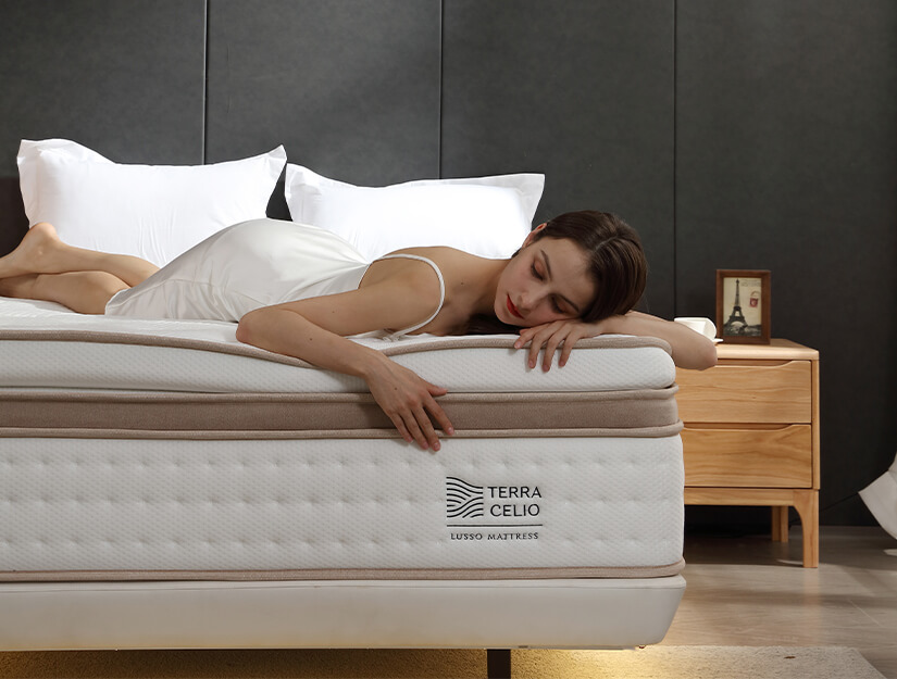 Plush & cozy memory foam pillowtop. Premium comfort.