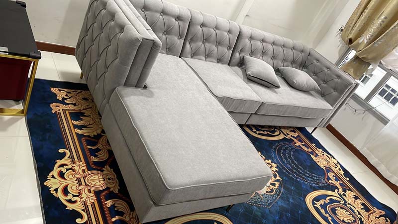 Aimee Chesterfield Modular Sofa feature 1