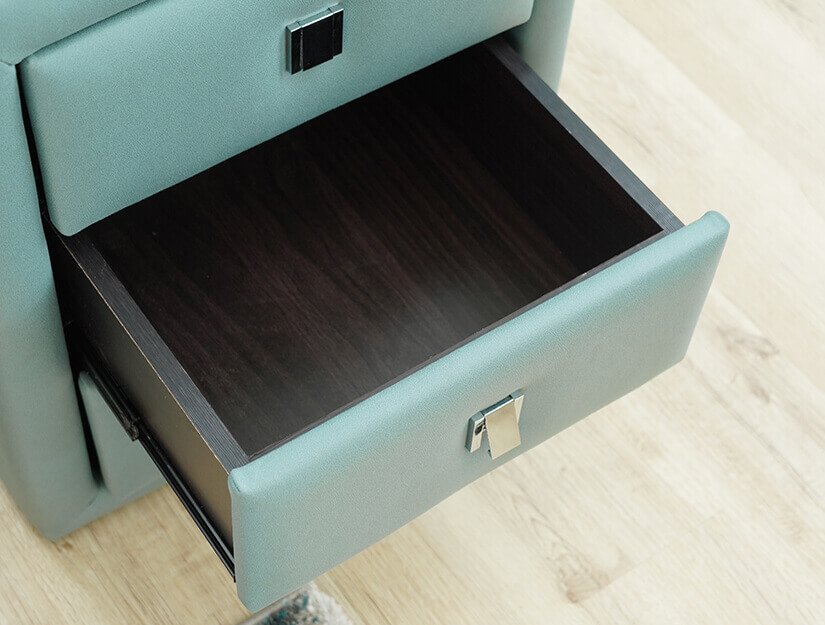 Deep and spacious drawers.  