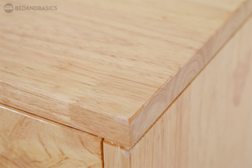 All-around wood grain design. Perfect for Scandinavian and Zen inspired interiors.