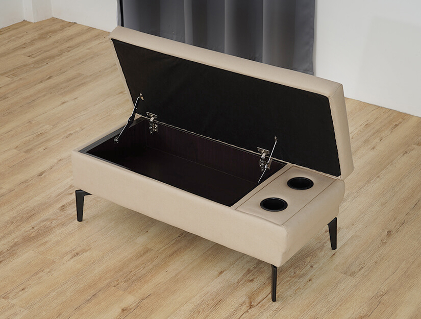 Storage ottoman for added functionality. Serves as a leg rest or extra seat. Equipped with a storage box & cupholders.