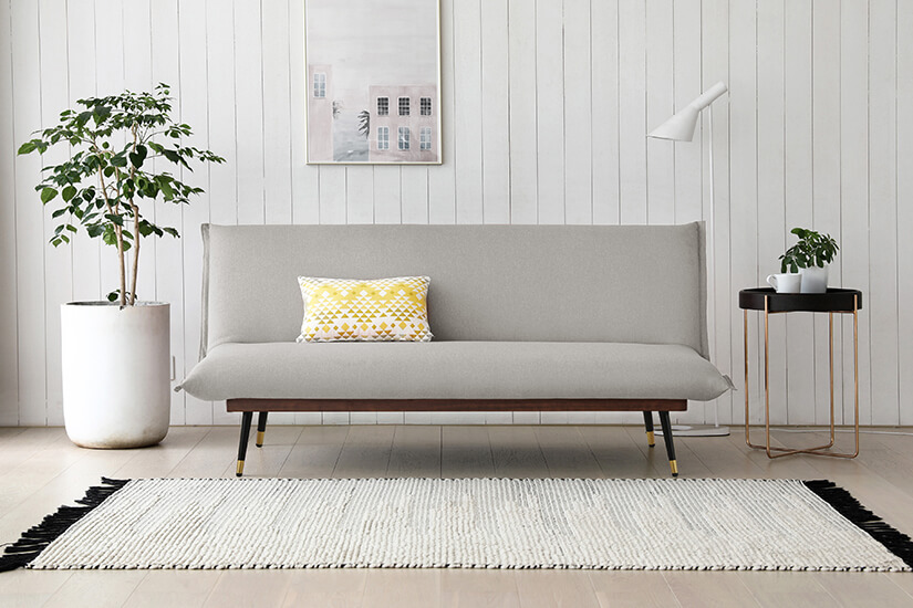 Sofa style in light grey.