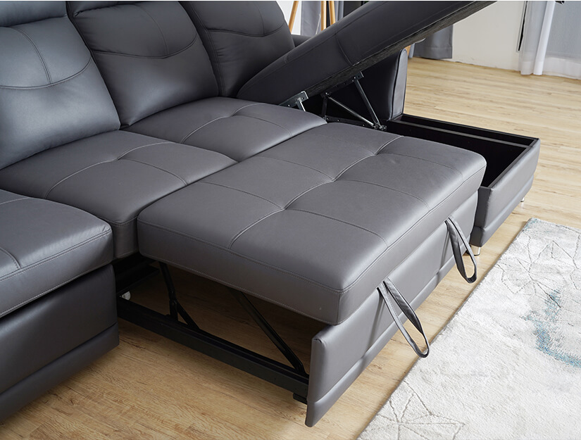 Extendable design with roller wheels. Easily transforms from a comfortable sofa into a spacious bed. Perfect for accommodating guests or for a quick nap. 
