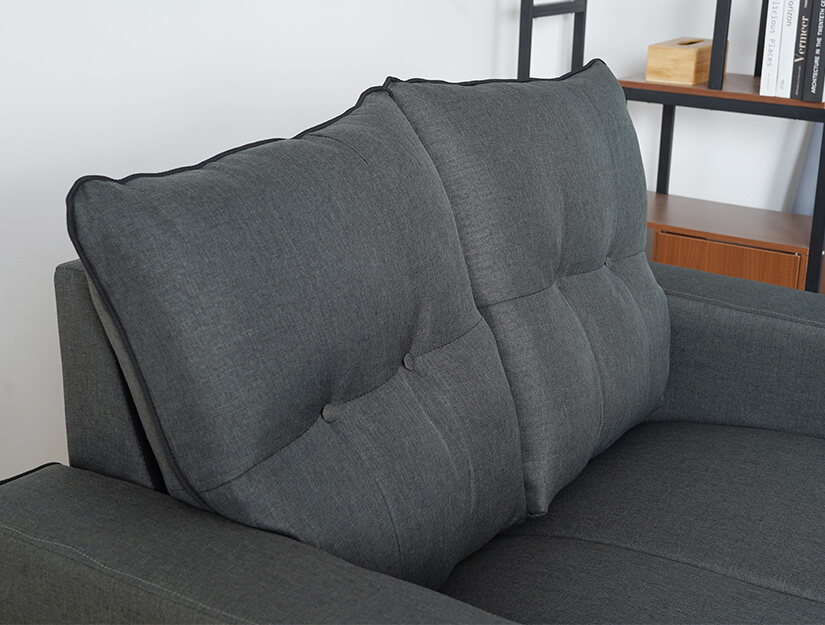 Comfy cushioned backrests. Ideal for sitting.