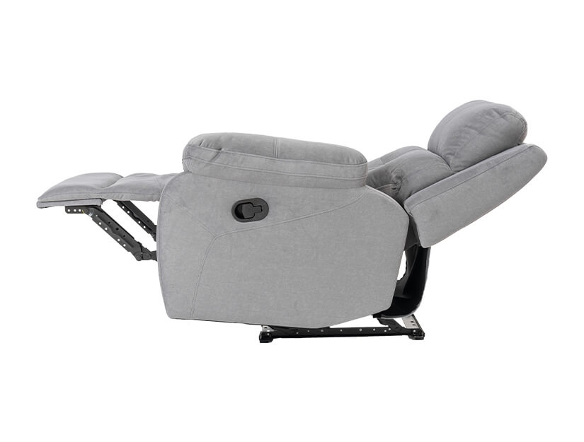 Recline your seat effortlessly with just one button. Perfect for lounging. 