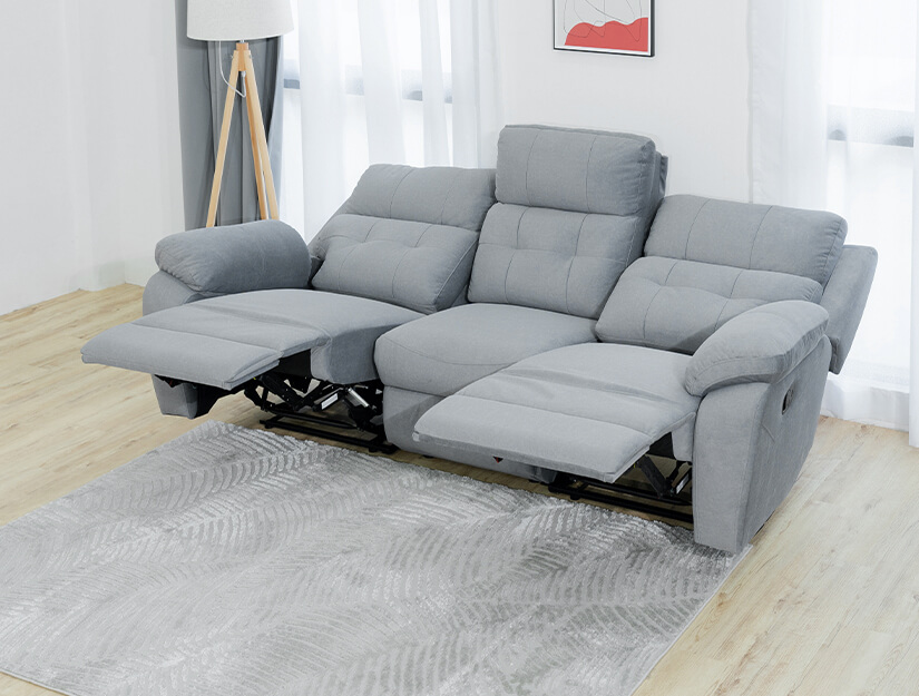Recliner seats on the sides for extra comfort. Perfect for lounging. 