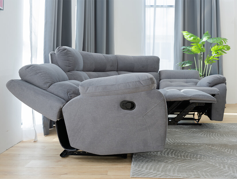 Recline your seat effortlessly with just one button.