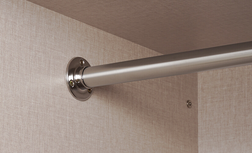 Equipped with stainless steel fittings. Sleek & durable. 
