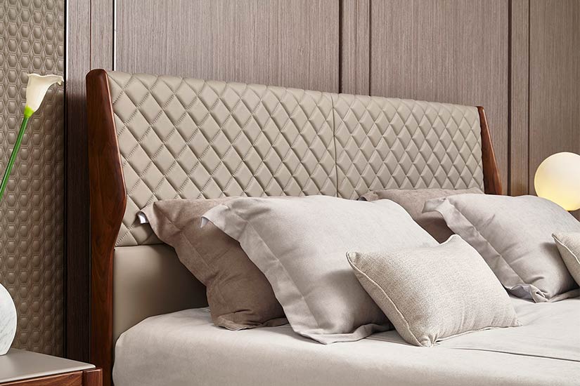 As the main feature of the Adams Ash Wood Bed Frame, the headrest is made with quilted premium fiber leather.
