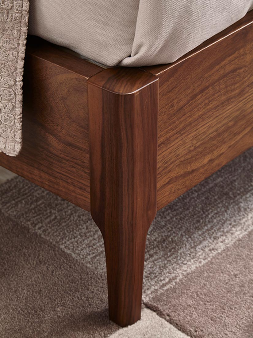 The bedframes’ strong legs are capable of providing sturdy support and crafted with a slight curvature to continuity.