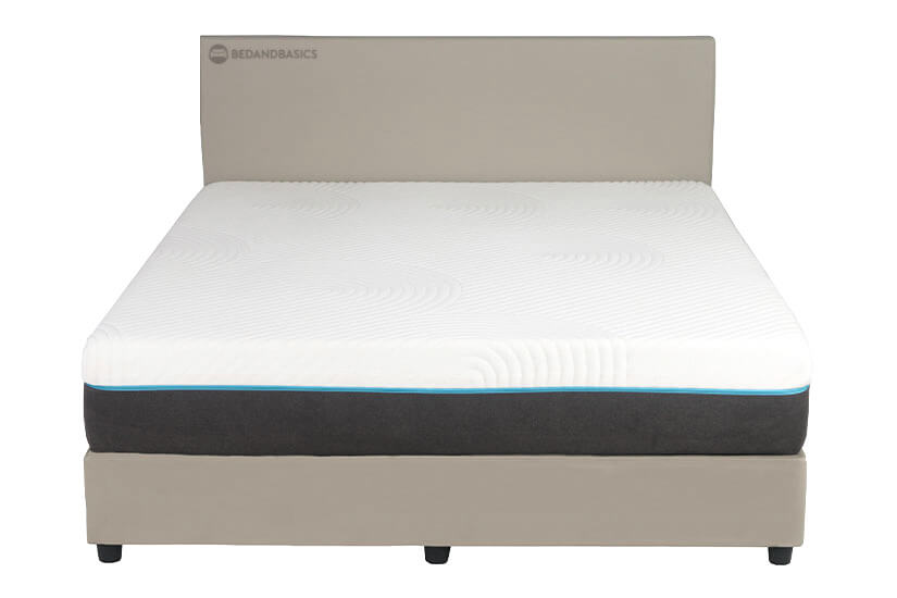 Compatible with mattress with height of up to 28cm.